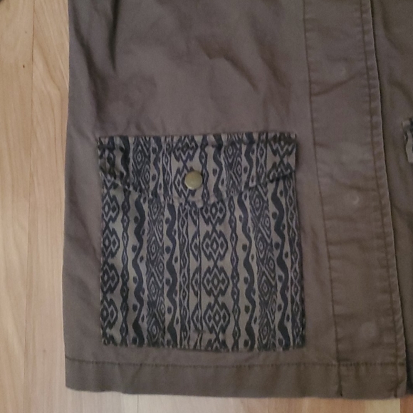 Jacket - Picture 2 of 6